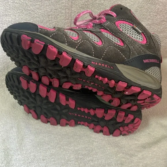 Merrell girls pink and gray hiking boots in size 4 - Picture 8 of 10